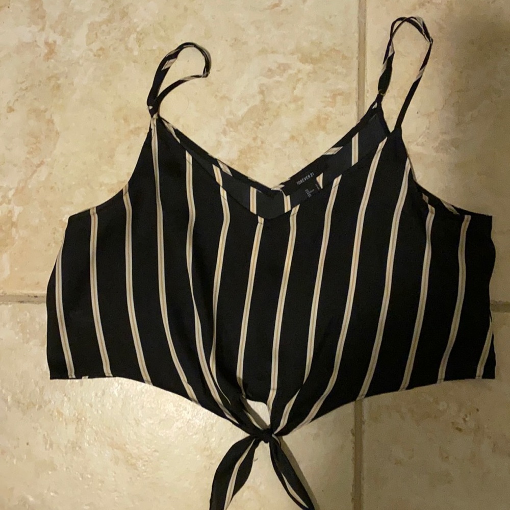 FOREVER 21 black with white and yellow stripes